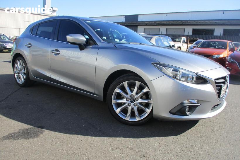 Grey 2015 Mazda 3 Hatchback Sp25