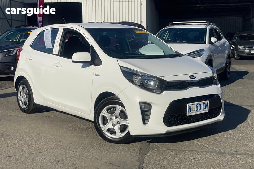 White 2017 Kia Picanto Hatchback S (Aeb)