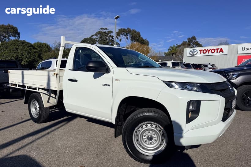 White 2020 Mitsubishi Triton Cab Chassis Glx (4X2)