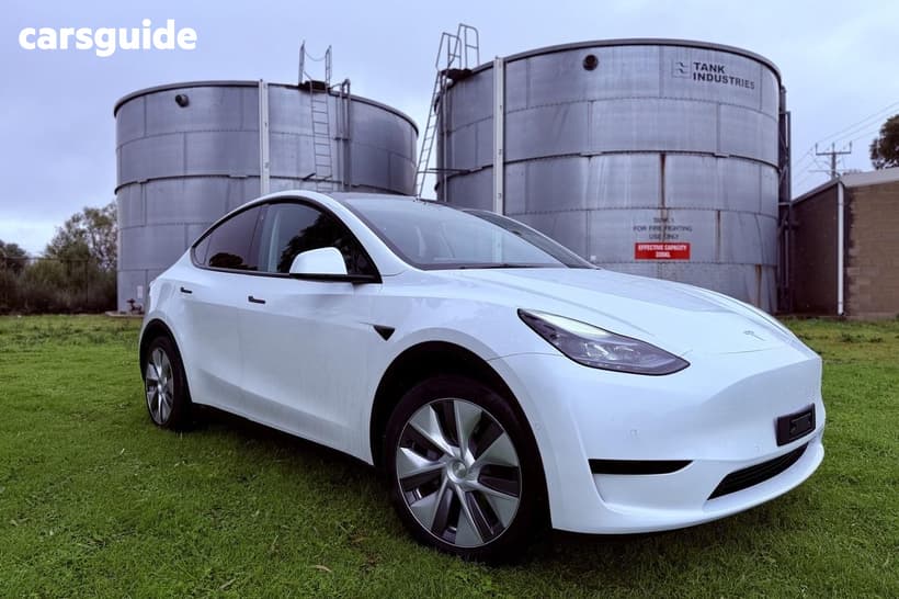 White 2022 Tesla Model Y Wagon Rear-Wheel Drive