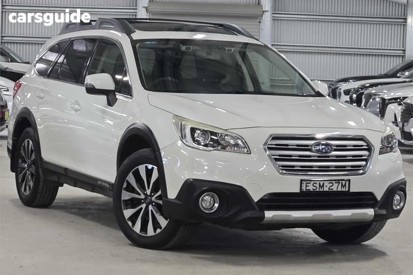 White 2015 Subaru Outback Wagon 2.5I Premium