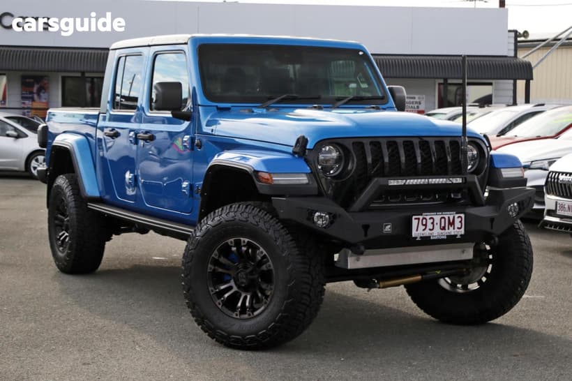 Blue 2022 Jeep Gladiator Dual Cab Utility Night Eagle (4X4)