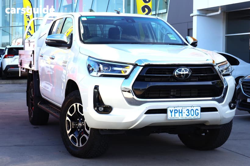White 2021 Toyota Hilux X Cab Pickup Sr5 (4X4)