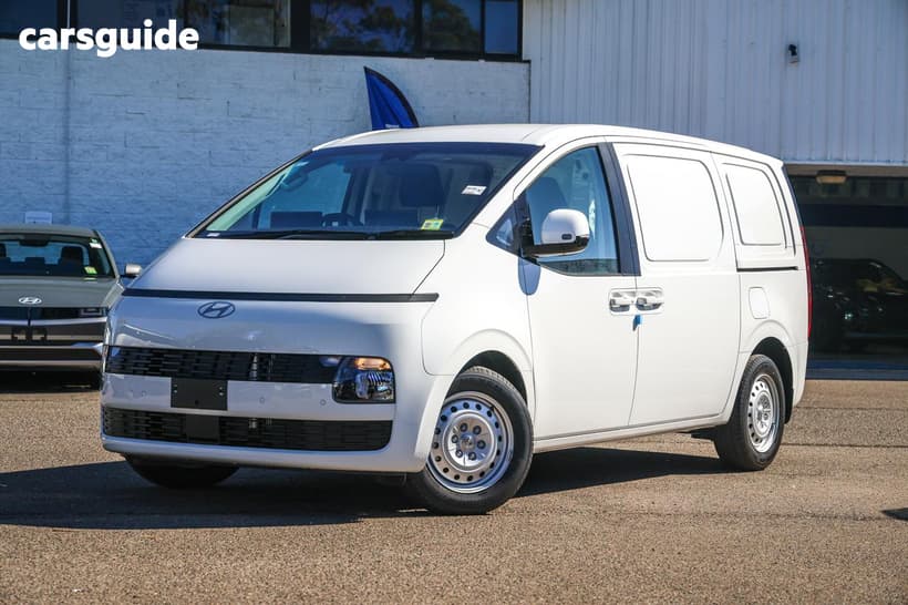White 2026 Hyundai Staria Van Load 2S 2.2D Liftback