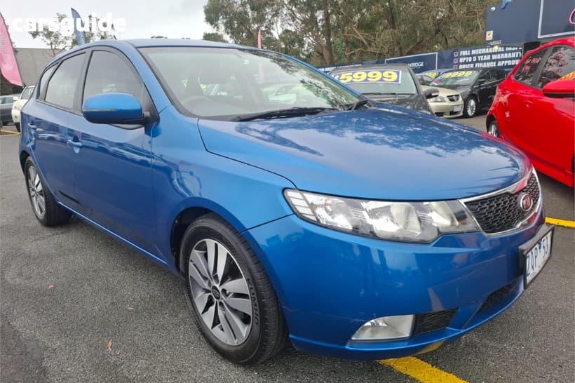 Blue 2012 Kia Cerato Hatchback Sli