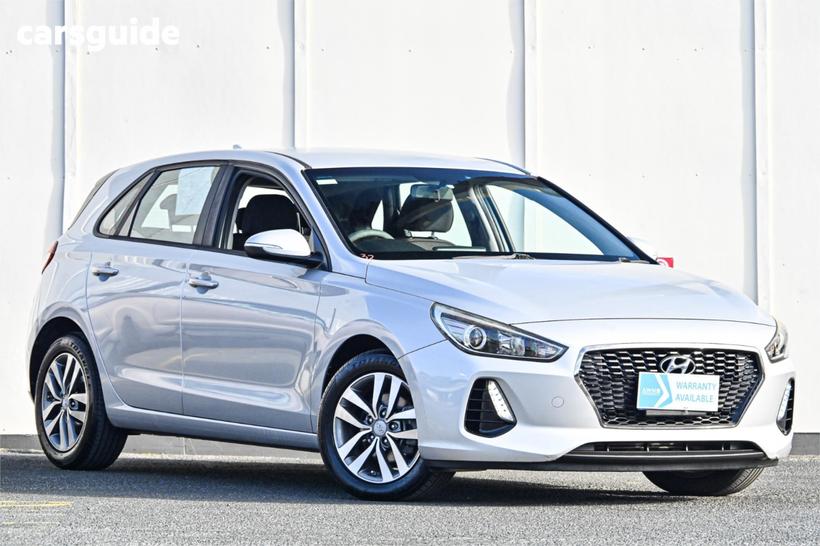 Silver 2017 Hyundai I30 Hatchback Active 1.6 Crdi