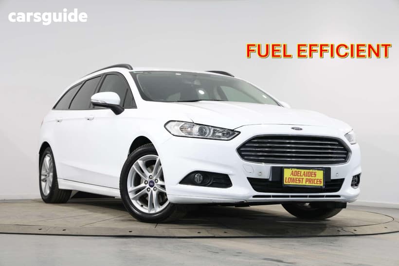 White 2018 Ford Mondeo Hatchback Ambiente