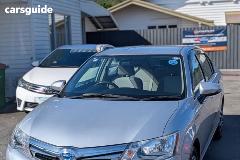 Silver 2015 Toyota Corolla Sedan Axio (Hybrid)