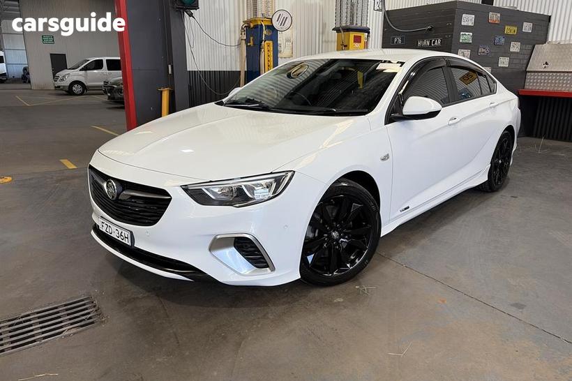 White 2018 Holden Commodore Liftback Rs