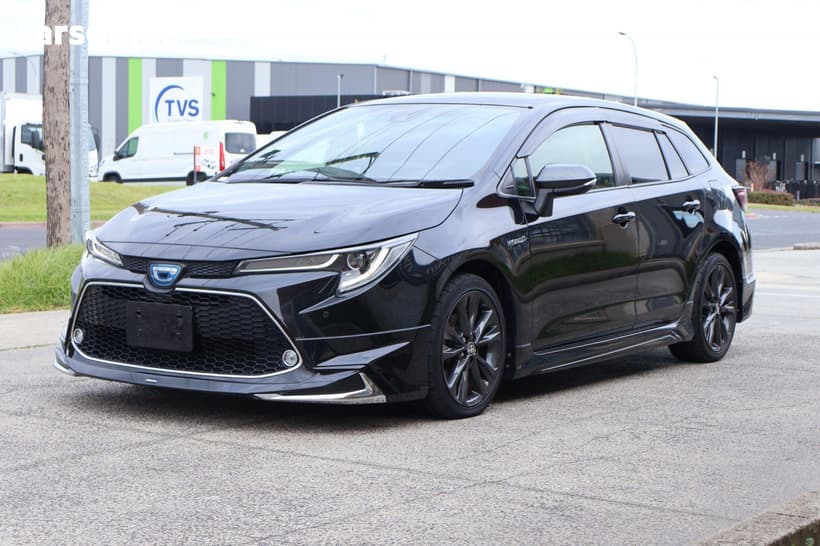 Black 2020 Toyota Corolla SUV TOURING WXB (HYBRID) ZWE211