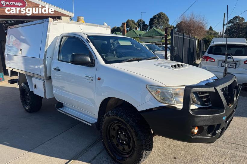 White 2014 Toyota Hilux X Cab Cab Chassis Sr (4X4)