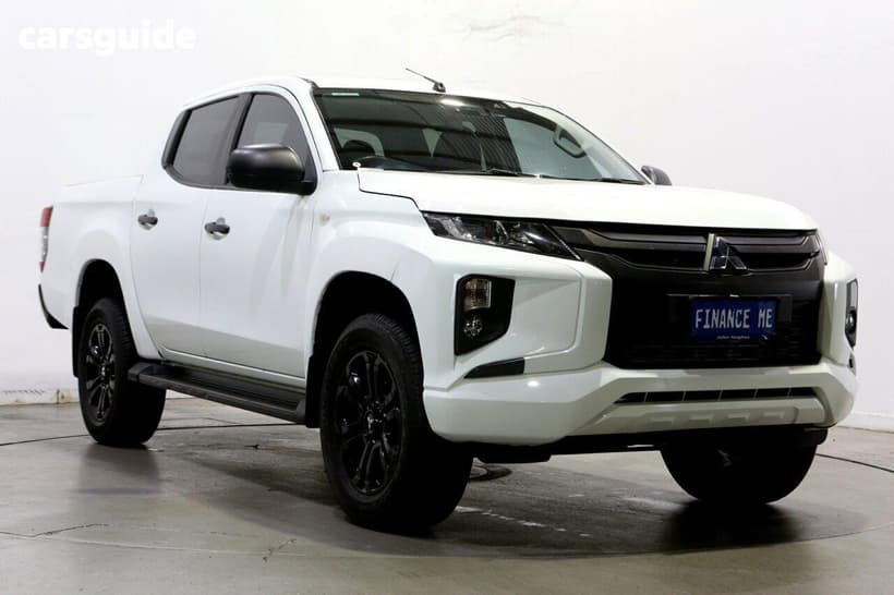 White 2023 Mitsubishi Triton Double Cab Pick Up Glx-R (4X2)