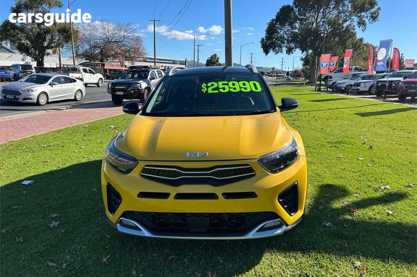 Yellow 2022 Kia Stonic Wagon Gt Line