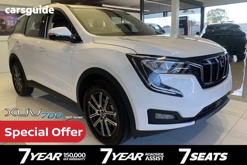 White 2025 Mahindra XUV700 Wagon Ax7L