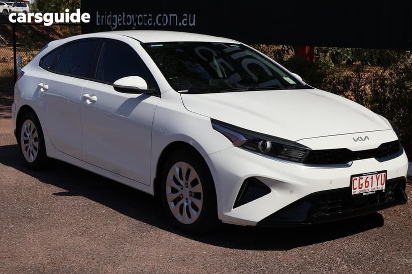 White 2021 Kia Cerato Hatchback S