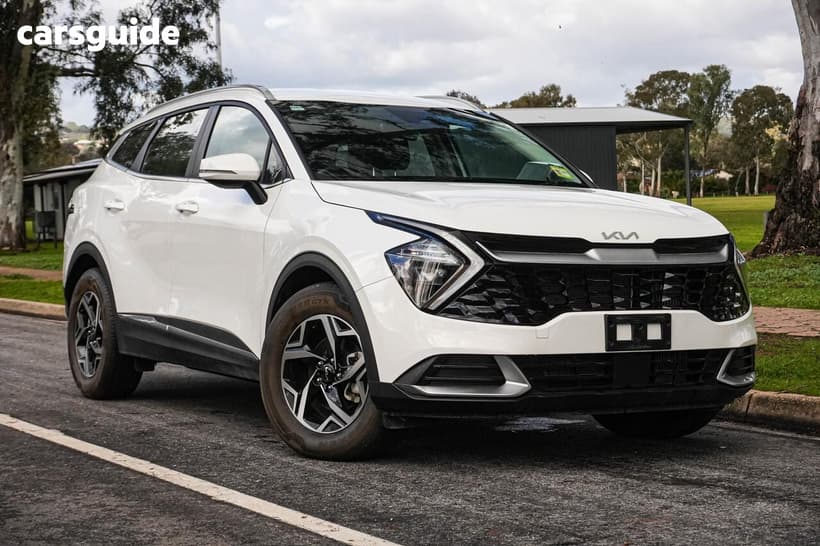 White 2022 Kia Sportage Wagon S (Awd)
