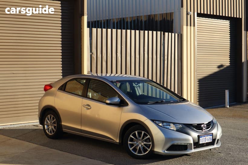 Silver 2013 Honda Civic Hatchback Vti-S
