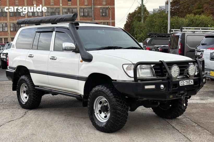 White 2000 Toyota Landcruiser Wagon Rv (4X4)