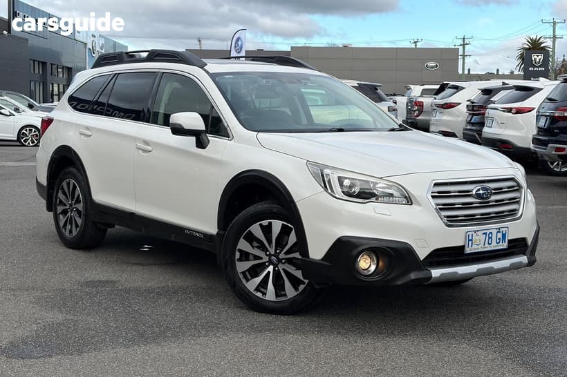 White 2018 Subaru Outback Wagon 2.5I Premium