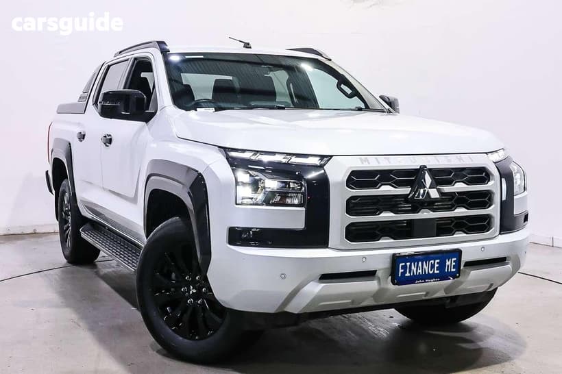 White 2024 Mitsubishi Triton Double Cab Pick Up Gsr (4X4) 1T Payload