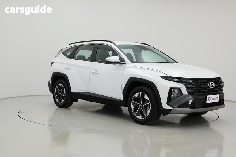 White 2024 Hyundai Tucson Wagon (Fwd)