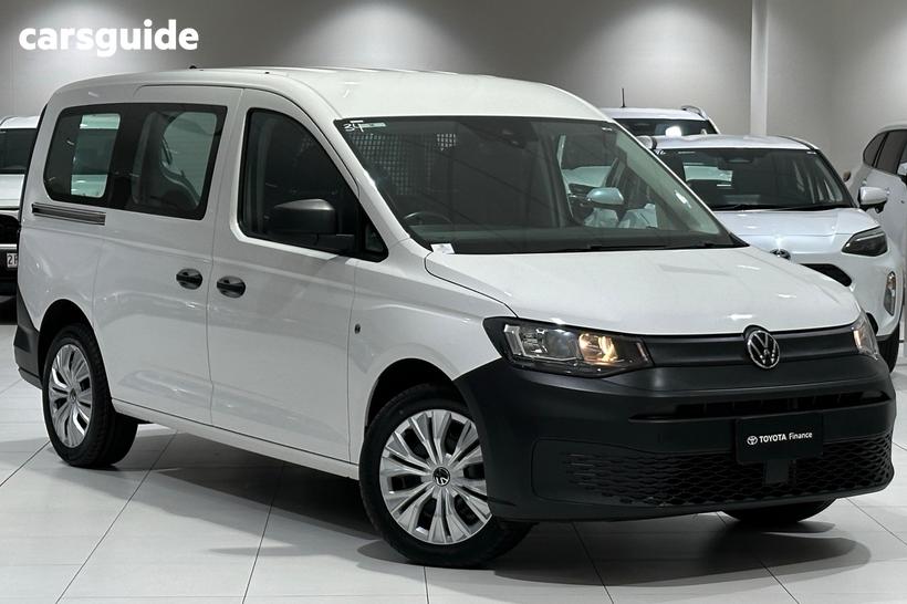 White 2023 Volkswagen Caddy Van Cargo Maxi Tsi220