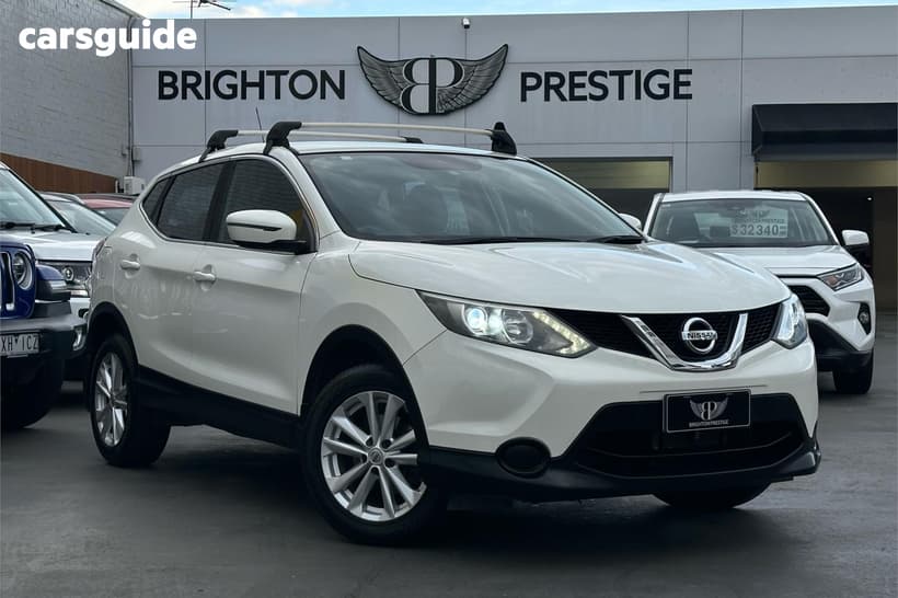 White 2016 Nissan Qashqai Wagon St (4X2)