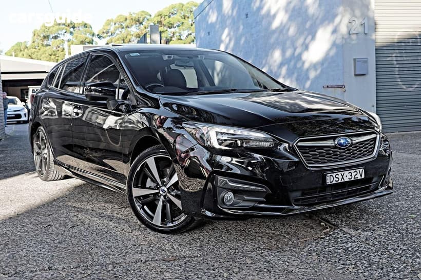 Black 2017 Subaru Impreza Hatchback 2.0S (Awd)