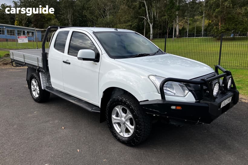 White 2017 Isuzu D-MAX Space Cab Chassis Sx (4X4)