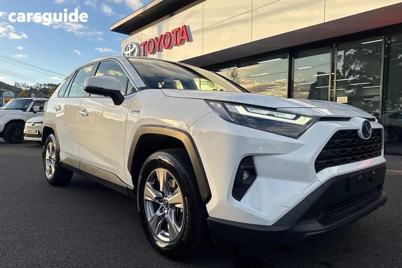 White 2024 Toyota RAV4 Wagon Gx (2Wd) Hybrid