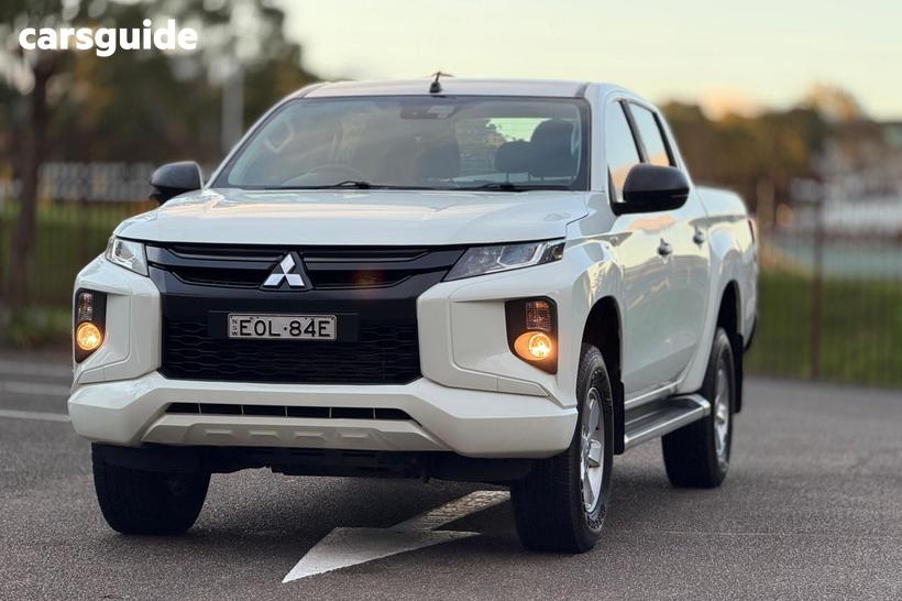 White 2021 Mitsubishi Triton Double Cab Pick Up Glx+ (4X4)