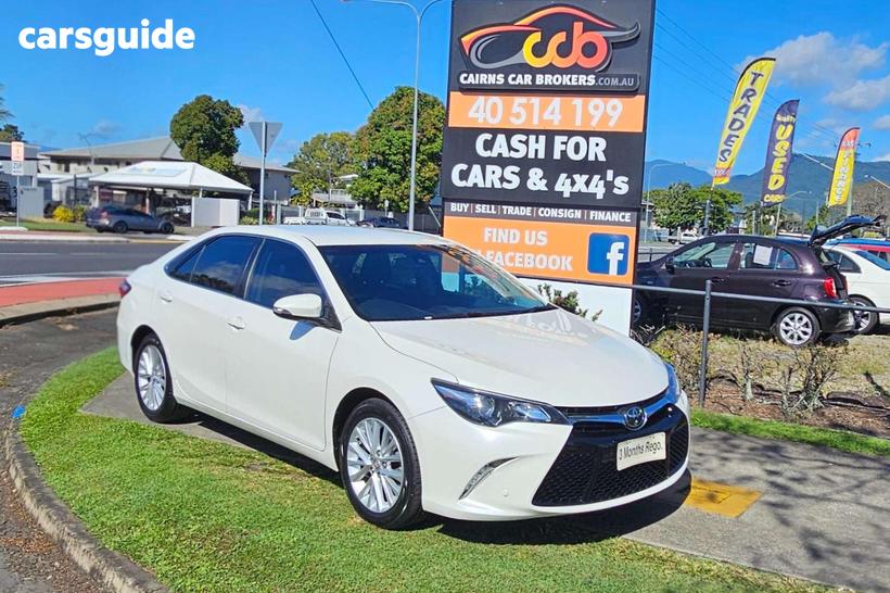 White 2015 Toyota Camry Sedan Atara Sl