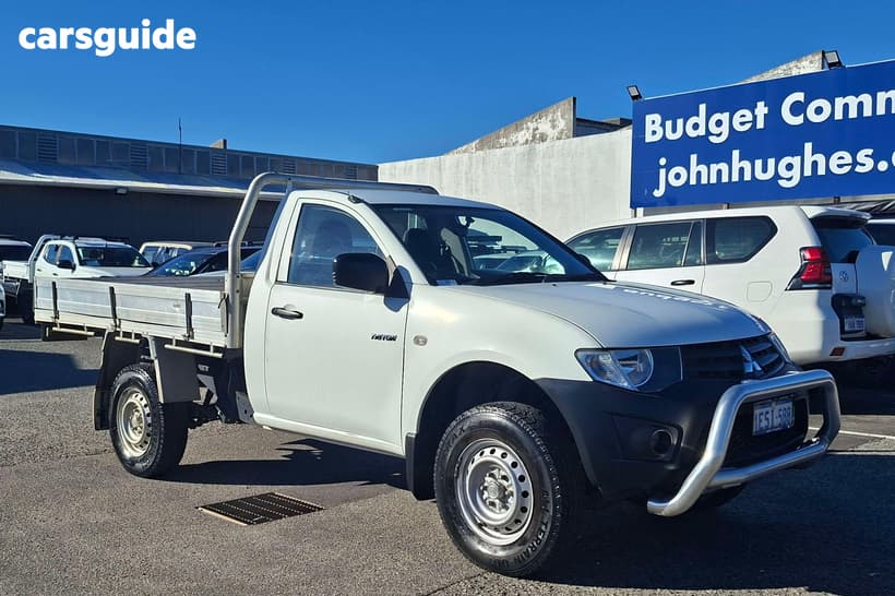 White 2015 Mitsubishi Triton Cab Chassis Gl