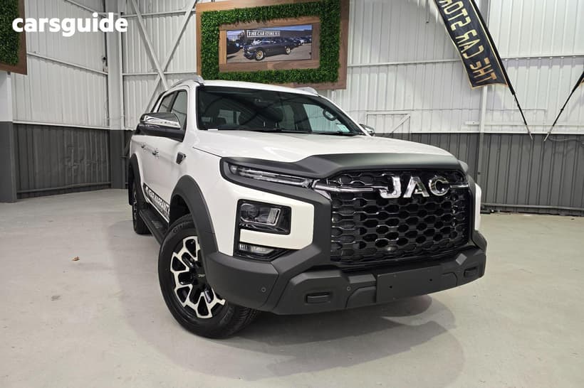 White 2025 JAC T9 Ute Tray HAVEN