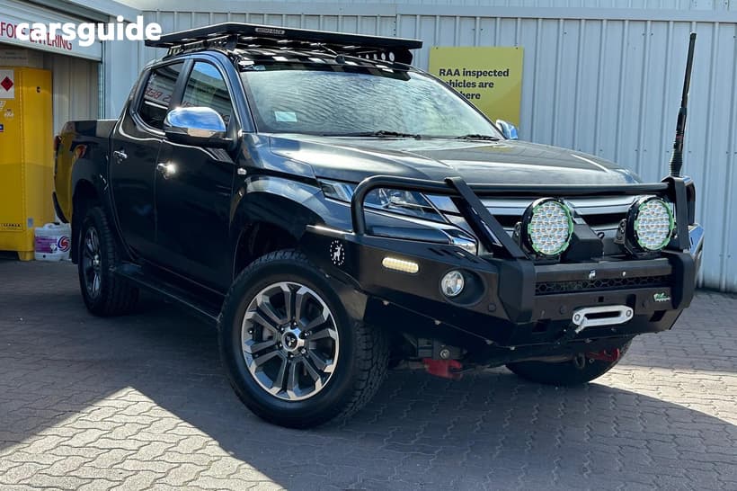 Grey 2020 Mitsubishi Triton Double Cab Pick Up Glx-R (4X4)