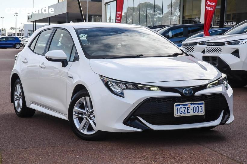 White 2019 Toyota Corolla Hatchback Ascent Sport (Hybrid)