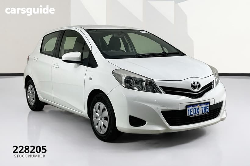 White 2014 Toyota Yaris Hatchback Yr