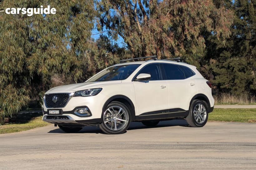 White 2022 MG HS Wagon Phev Essence