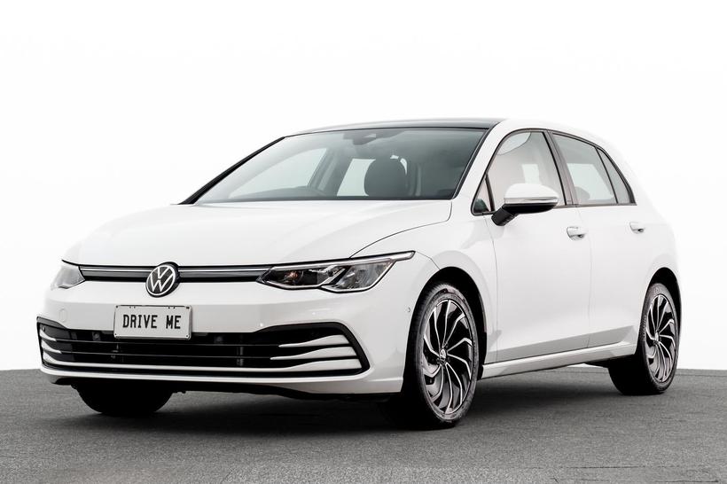 White 2022 Volkswagen Golf Hatchback 110Tsi Life