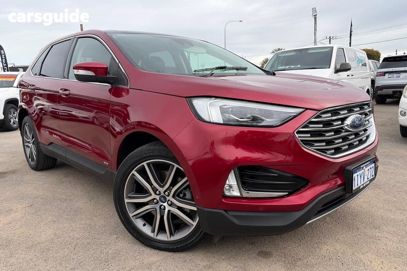 Red 2019 Ford Endura Wagon Titanium (Awd)