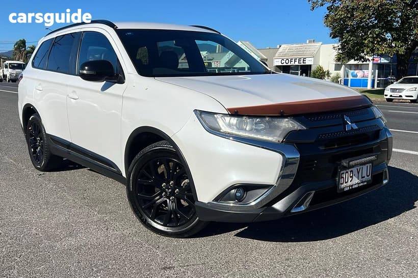 White 2018 Mitsubishi Outlander Wagon Black Edition 7 Seat (2Wd)