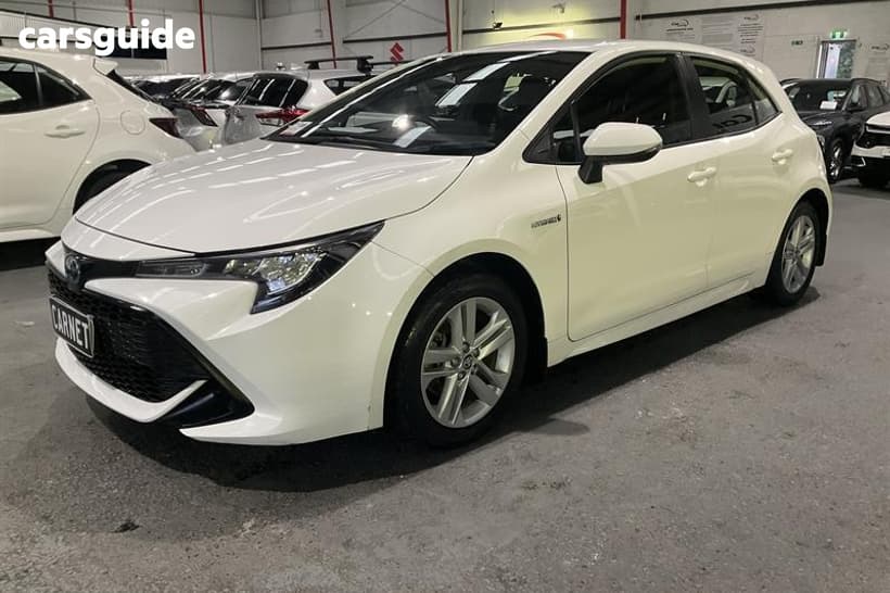 White 2020 Toyota Corolla Hatchback Ascent Sport Hybrid