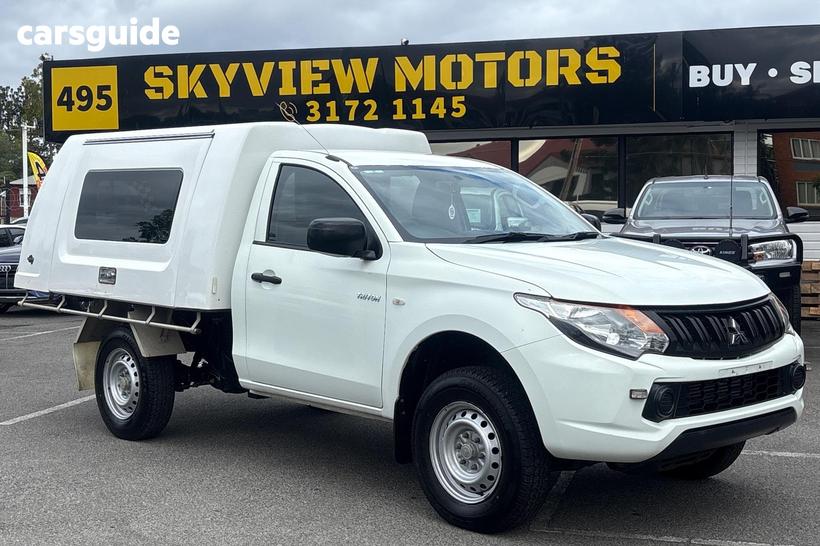 White 2018 Mitsubishi Triton Cab Chassis Glx