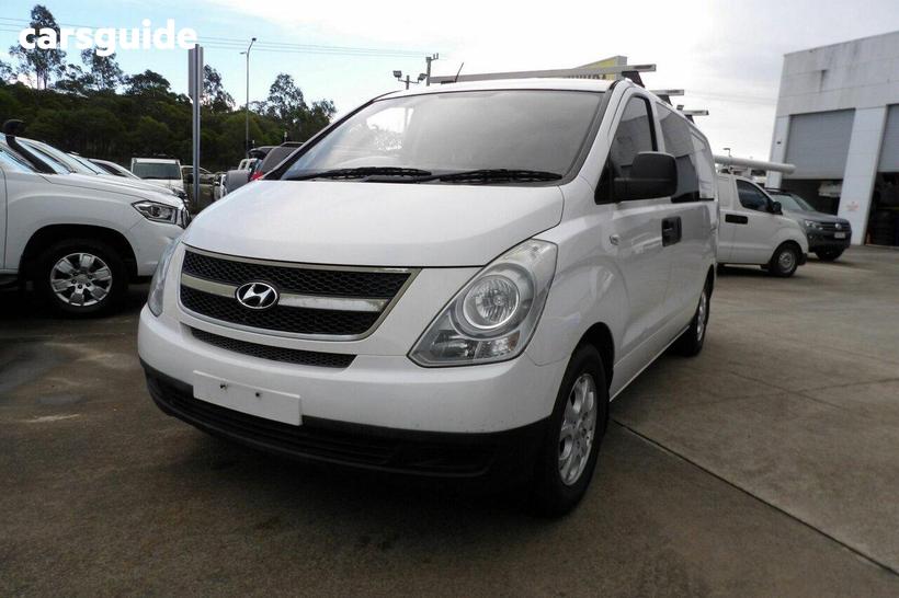 White 2013 Hyundai Iload Van