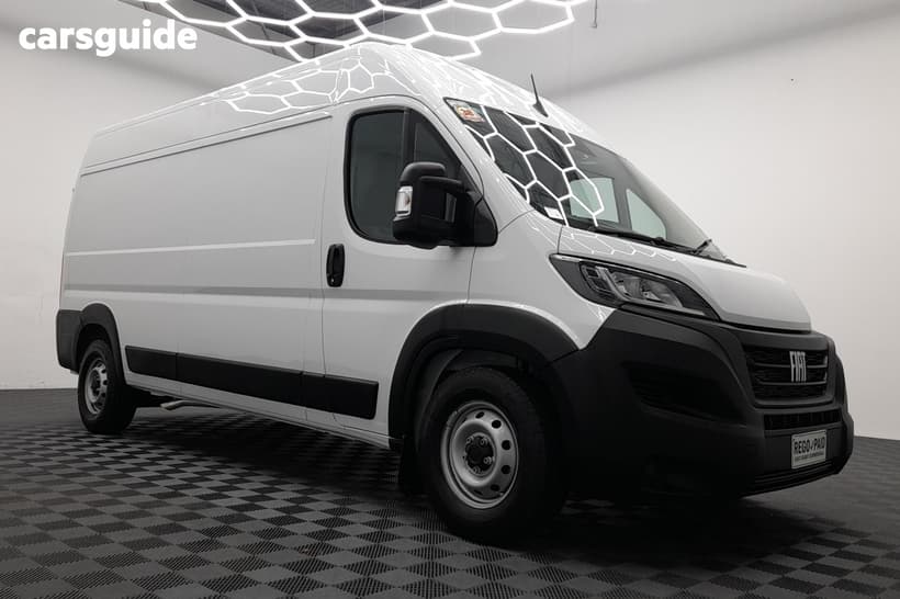 White 2025 Fiat Ducato Van 2.2 Lwb\Mr