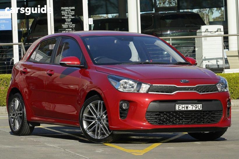 Red 2020 Kia RIO Hatchback Sport