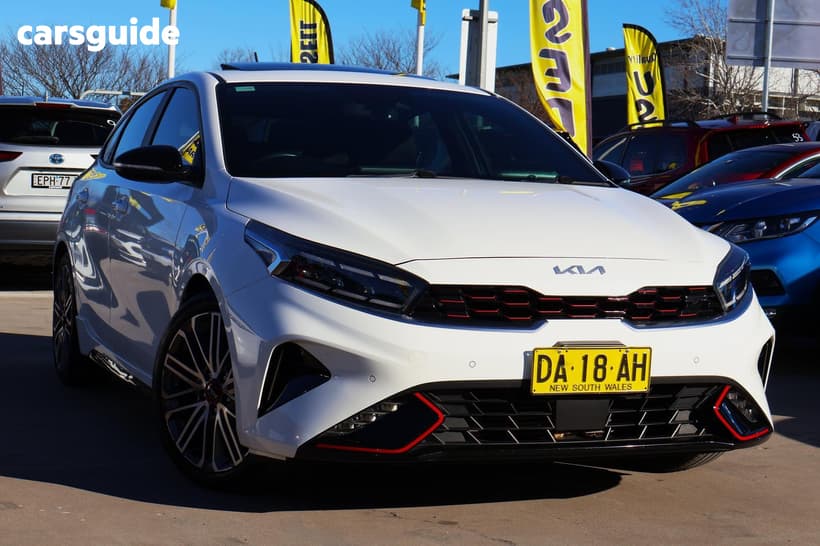 White 2021 Kia Cerato Hatchback Gt