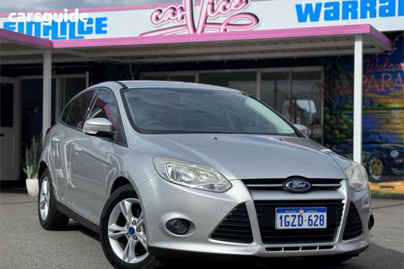 Silver 2013 Ford Focus Hatchback Trend
