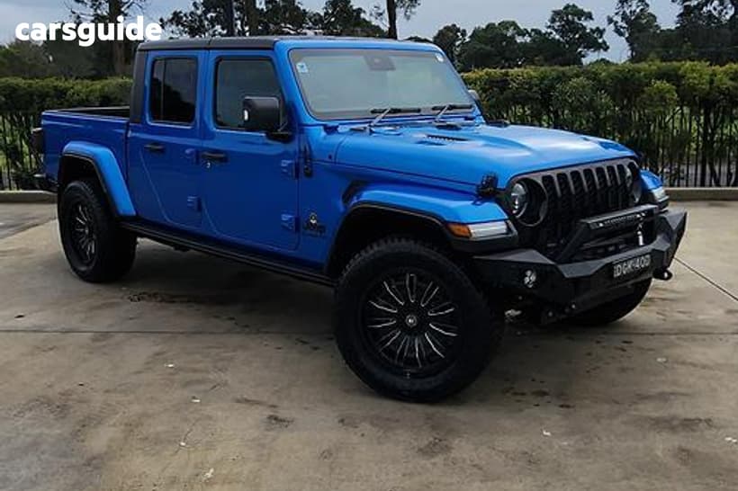 Blue 2022 Jeep Gladiator Dual Cab Utility Night Eagle (4X4)