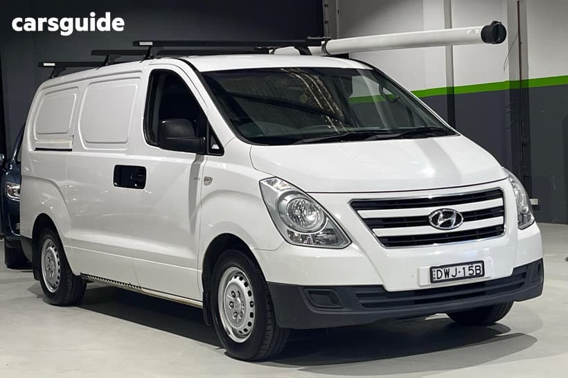 White 2017 Hyundai Iload Van 3S Liftback